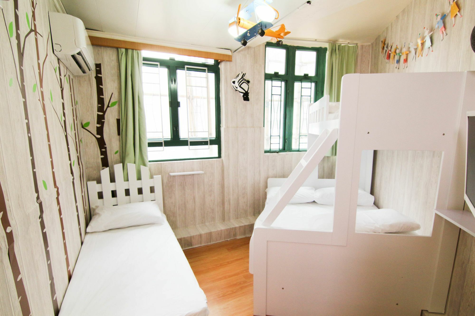 Cozy Inn Jordan Station Hong Kong Exterior photo